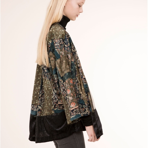 Pull&Bear Sweaters - Pull & Bear Velvet Kimono